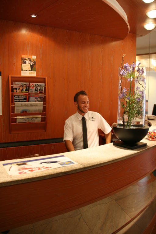 Best Western Hotel Ketterer Stuttgart Exteriör bild